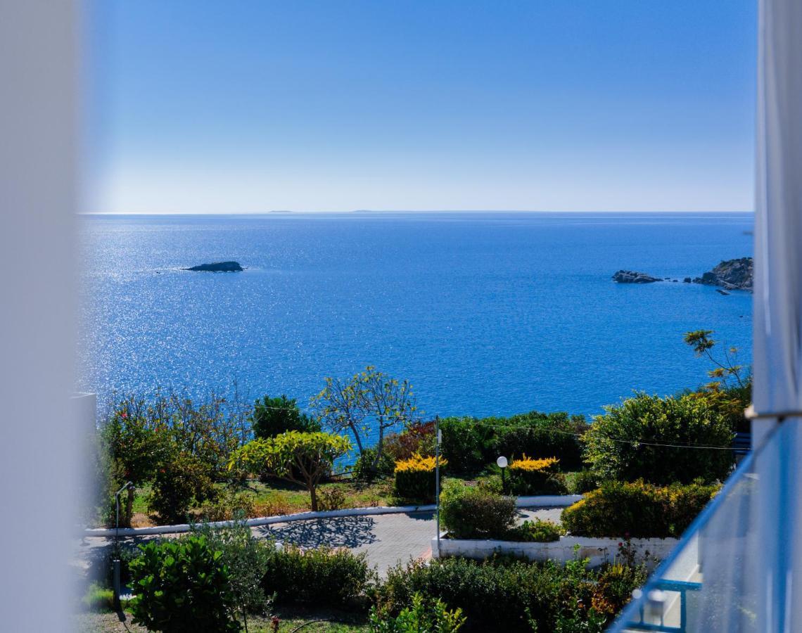 Blue Paradise Apartment Achlia Экстерьер фото